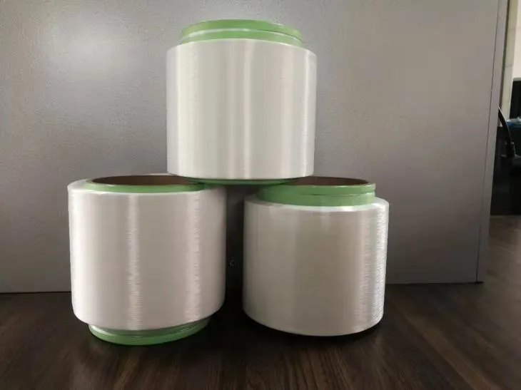 Polyester Priadza z priadze Fdy