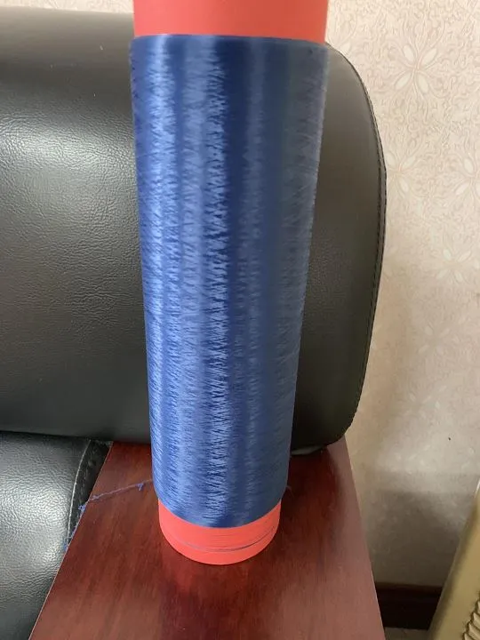 Priadza DTY farbená kyselinou polymliečnou